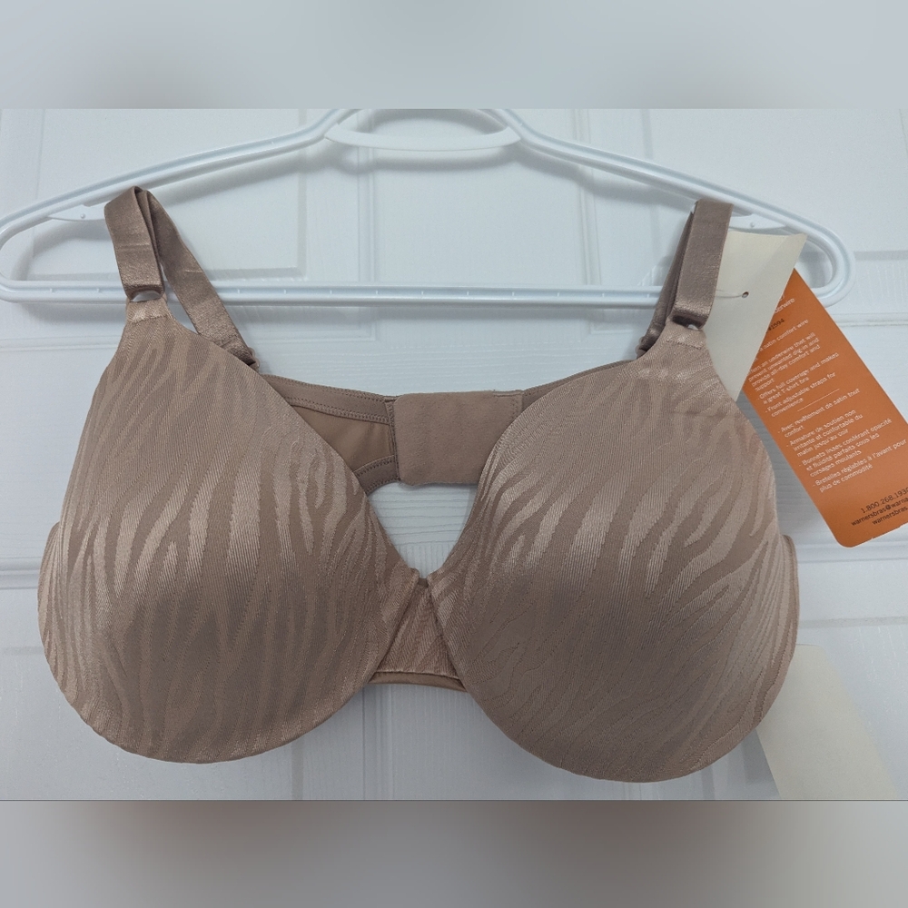 Warners Women's Tan Zebra Print Bra Size 38C Beige Color Brand New With Tags